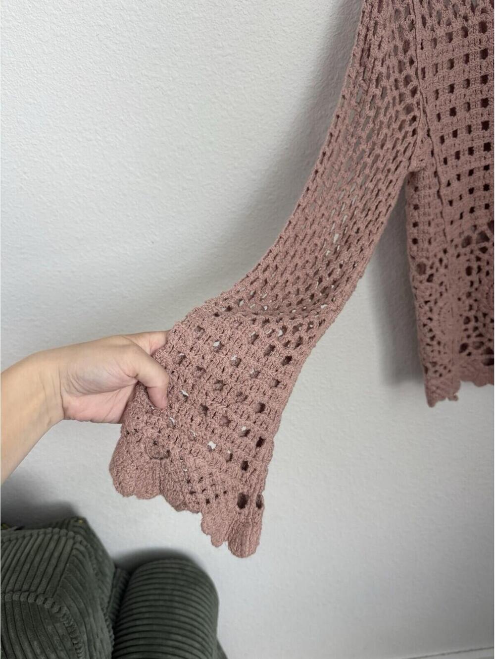 Versona Whimsical Size Medium Crochet Knit Beach Lightweight Festival Longsleeve - Picture 4 of 7